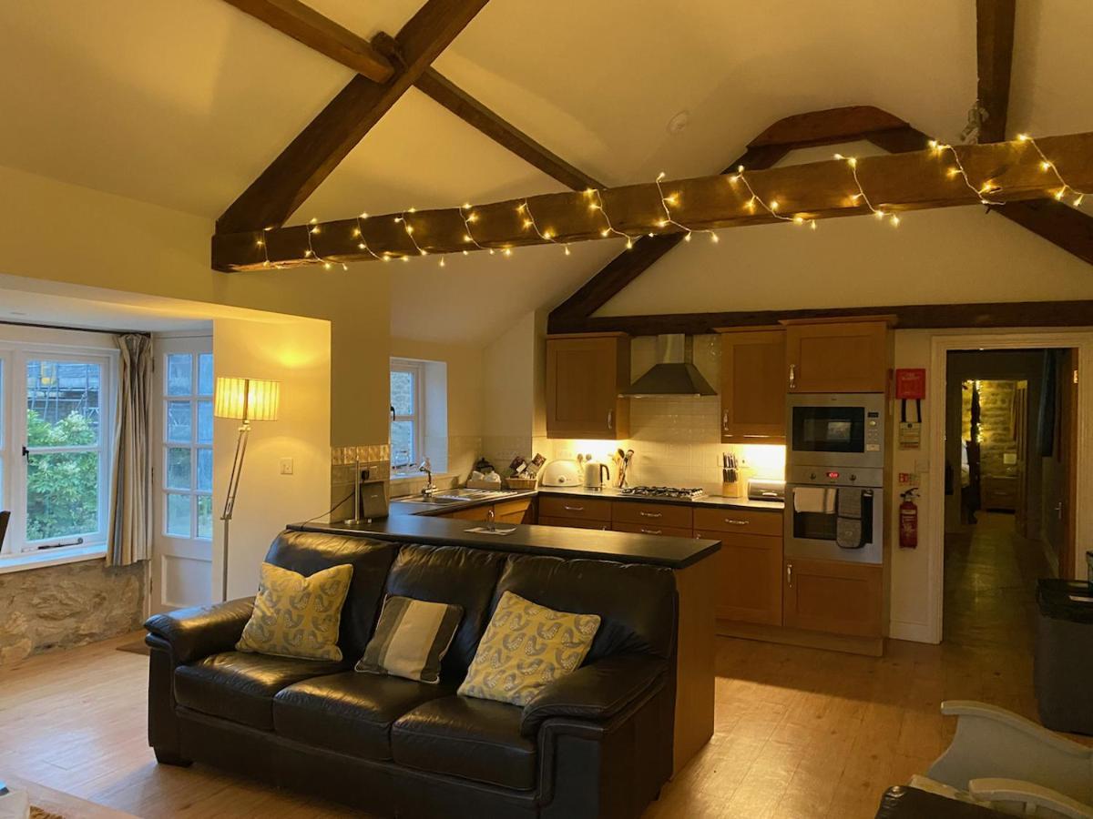 Norburton Hall Cottages Брайдпорт Екстериор снимка